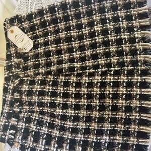 Chic Black and White Tweed Skirt